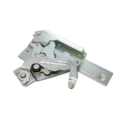 Петля двери (левая) для посудомоечных машин Smeg 681330615